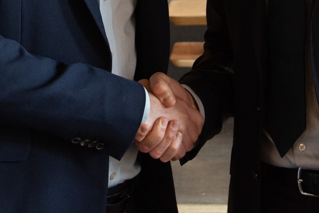 Політичні переговори та угоди між країнами